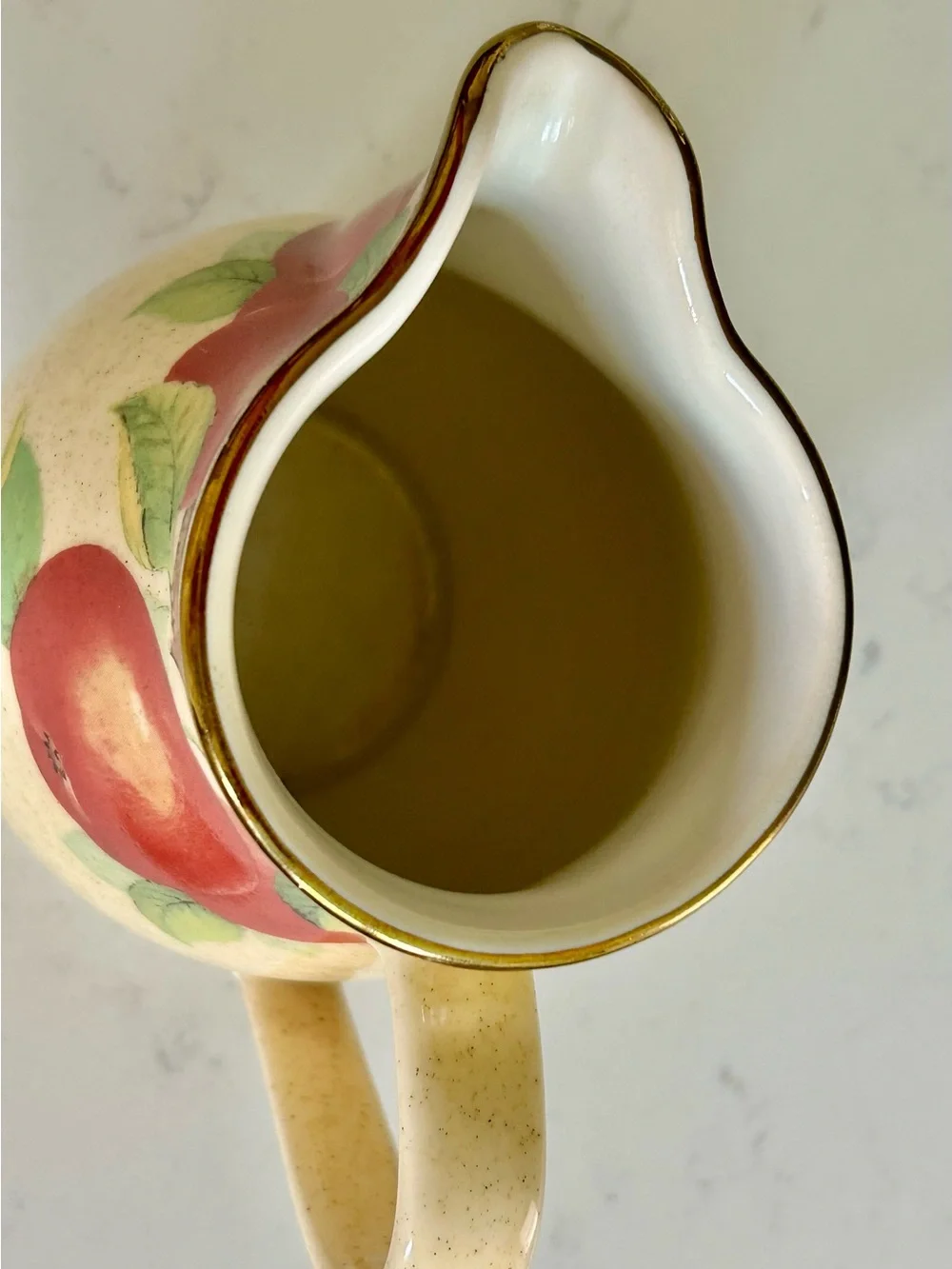Ceramica Yapacunchi Pitcher with gold rim~product of Ecuador